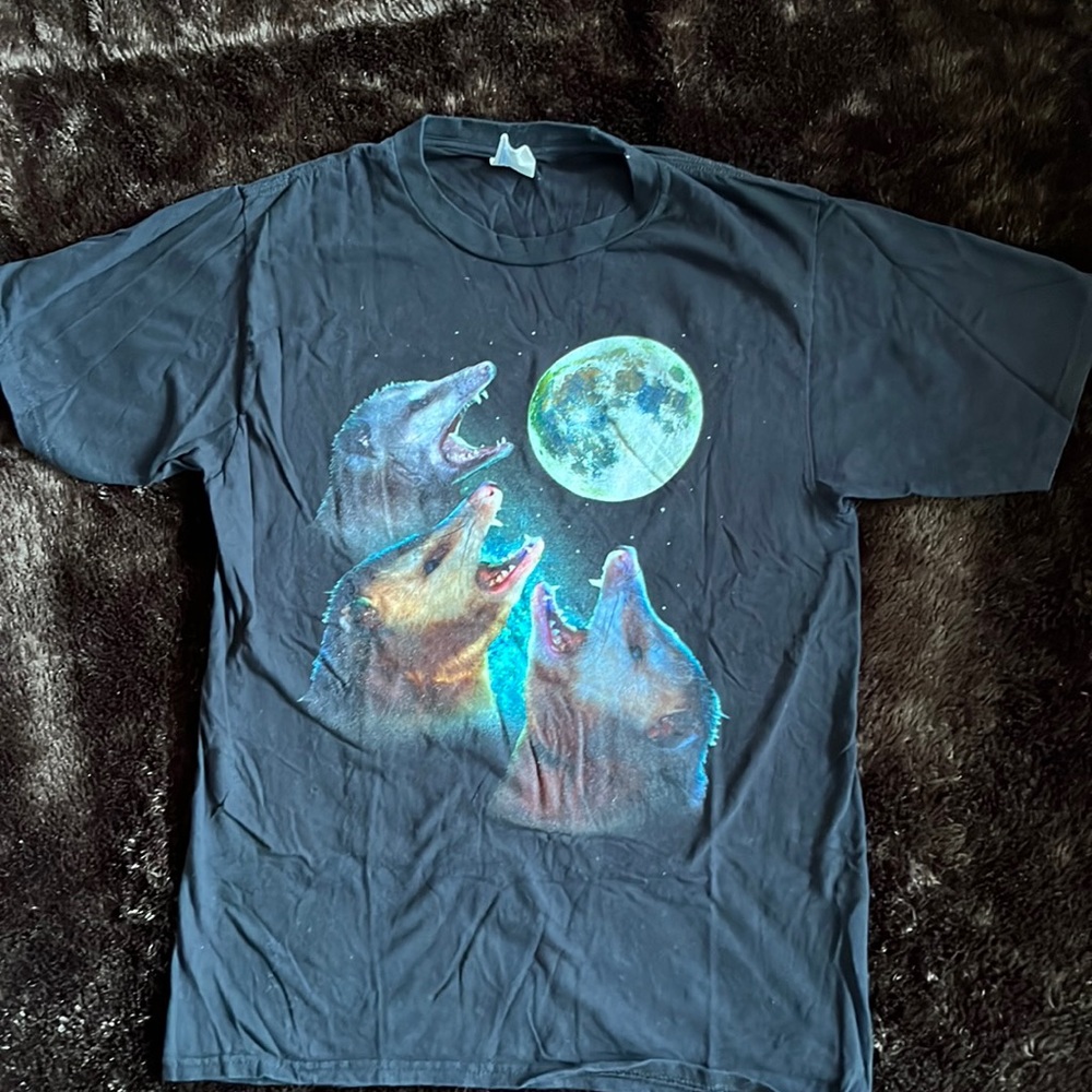 NWOT Howling Opossum Shirt